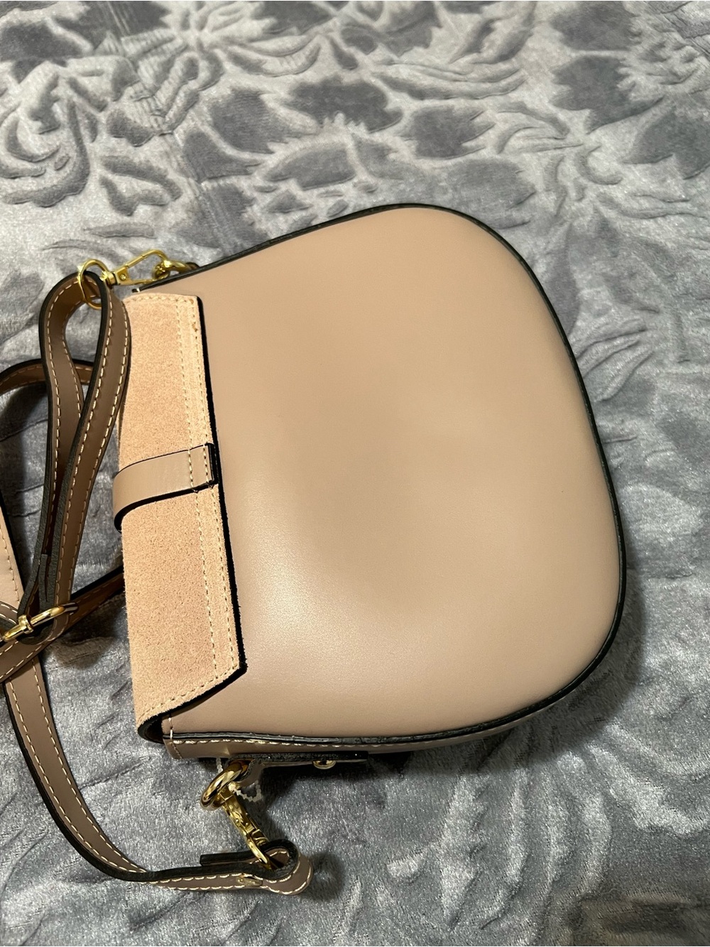MADE IN ITALY Crossbody Genuine Suede Leather Bag cognac colour, - Picture 14 of 15
